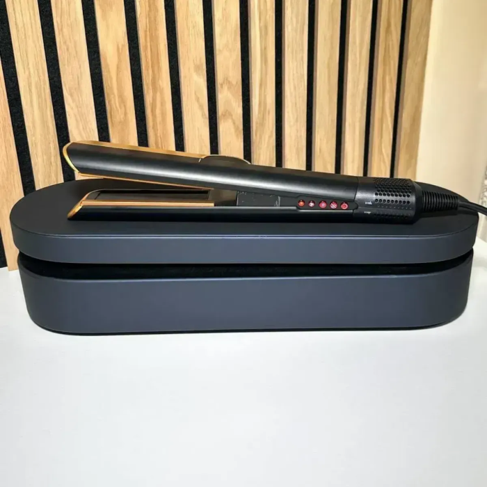 Стайлер-випрямляч для волосся з кейсом Airstrait HT-01 Onyx Black/Gold