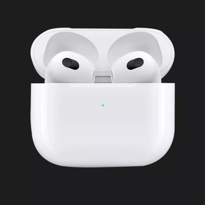Навушники AirPods 3 with MagSafe Charging Case (MME73)